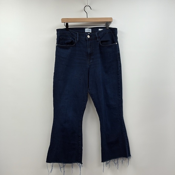 Frame Le Crop High Rise Flare Raw Hem Jeans Fiona Dark Washed Denim 32 - Picture 3 of 11
